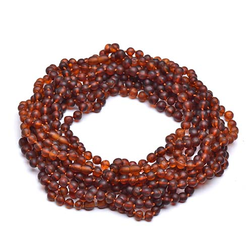 Shop genuine Baltic amber necklaces for adults at wholesale prices directly from the manufacturer. Buy Lithuanian amber jewelry in bulk.